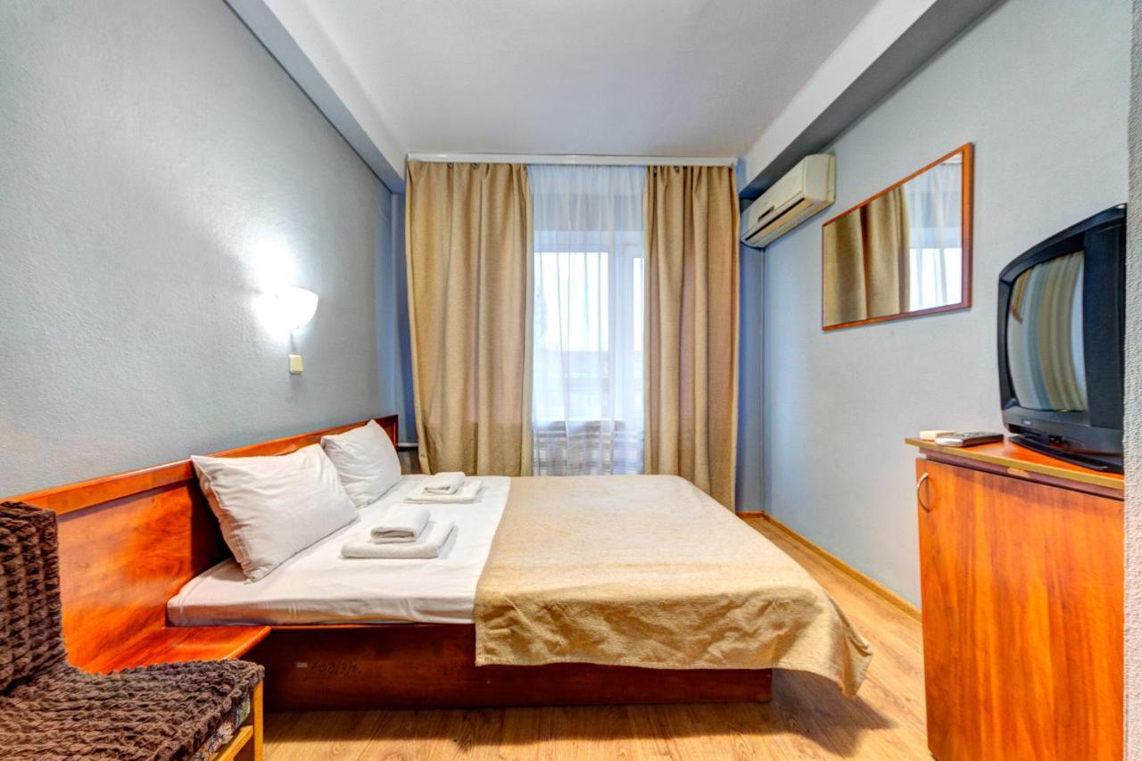 Holosiyvsky Hotel Kijów Zewnętrze zdjęcie