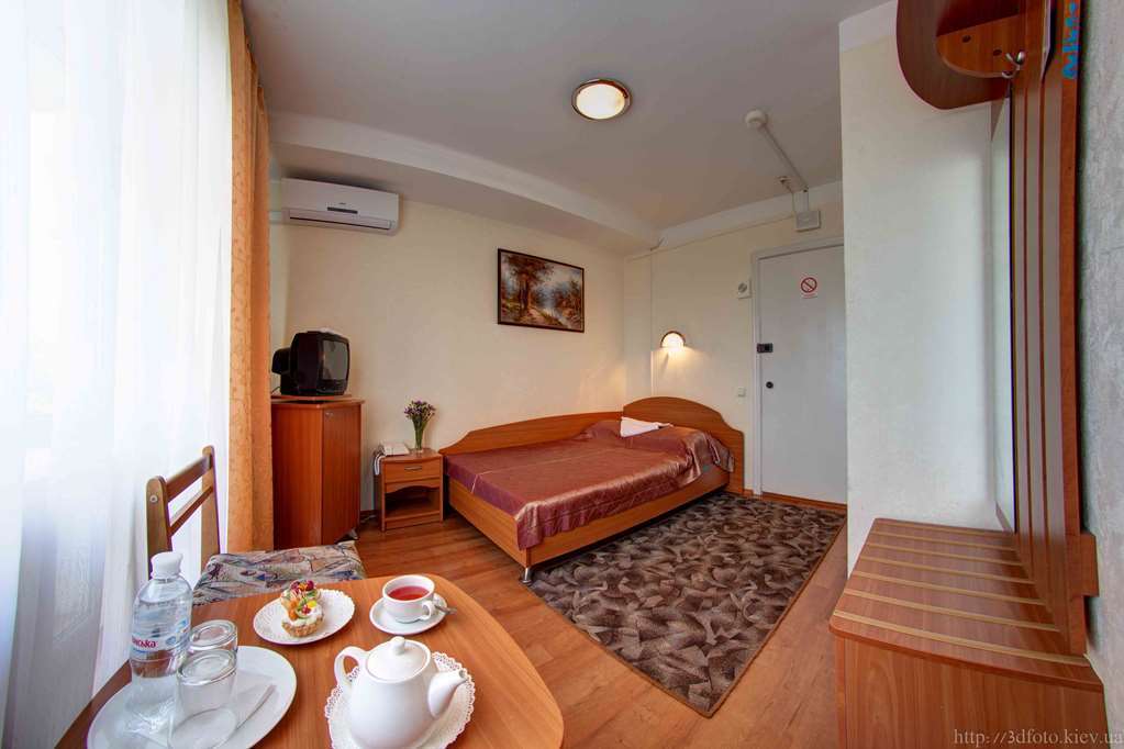 Holosiyvsky Hotel Kijów Pokój zdjęcie